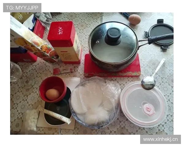 字母哥家冰箱里只放蛋白粉和冰水，连瓶可乐都找不到